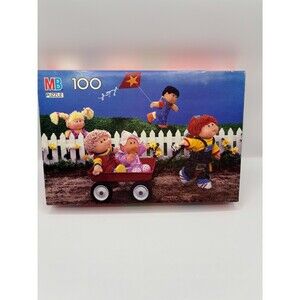 Vintage COMPLETE Cabbage Patch Milton Bradley 100 Piece Puzzle
